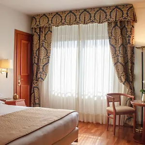 Starhotels Vespucci Hotel